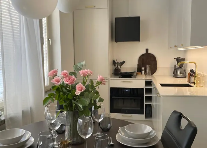 Seaside Apt With Parking Space, Close To Metro
