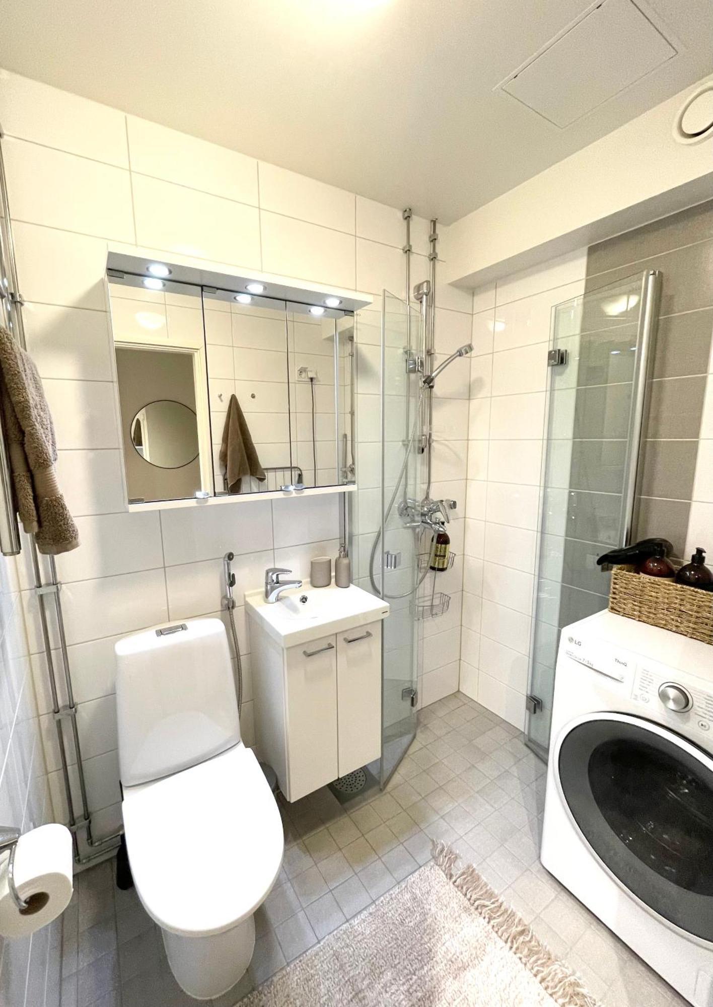 Appartamento Seaside With Parking Space, Close To Metro Helsinki